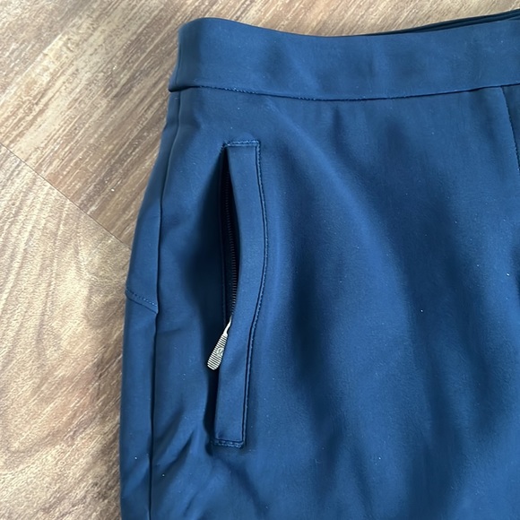 Lululemon on the move pants - Picture 2 of 6